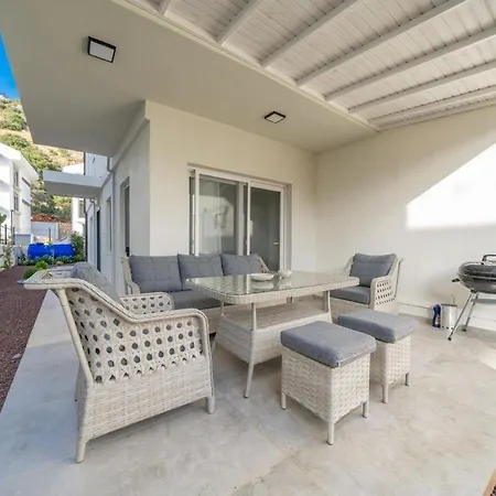 Leyla - Center * קס