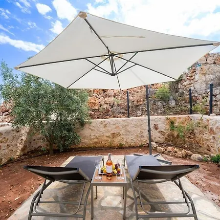 Leyla - Center Willa Kaş